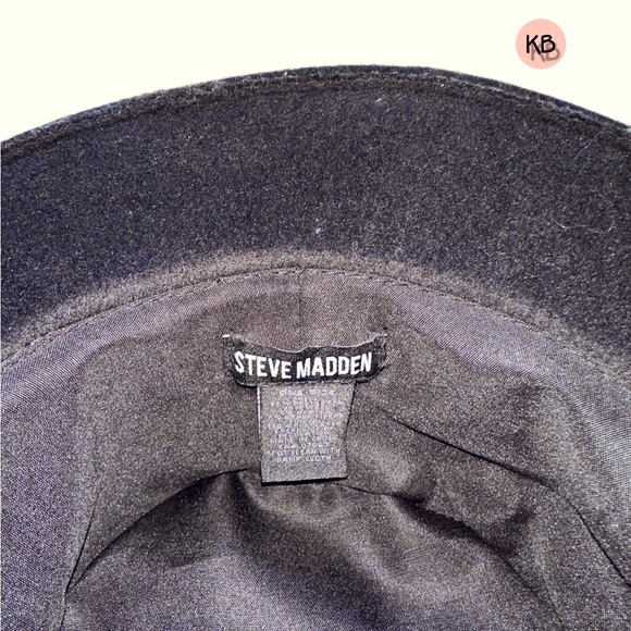 Cute hat - Picture 3 of 4